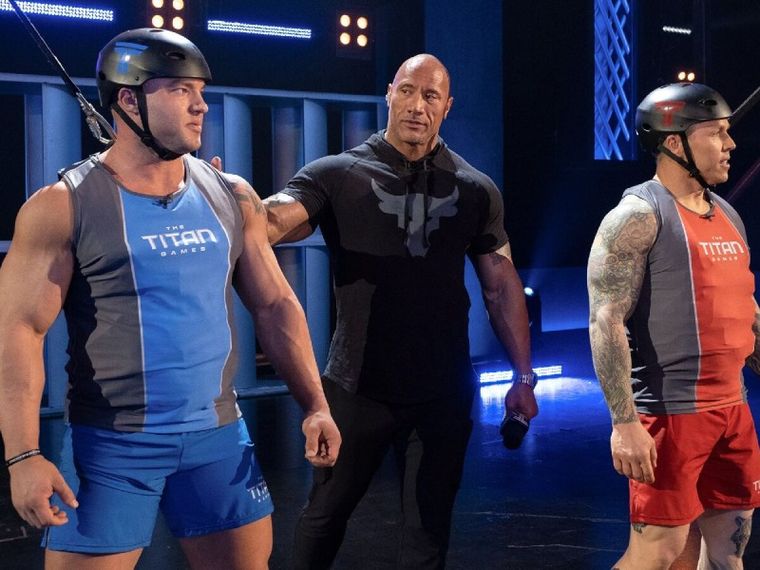 Dwayne Johnson presenta este reality show que pondrá a prueba la capacidad física de atletas amateurs. Dwayne Johnson presenta este reality show que pondrá a prueba la capacidad física de atletas amateurs.
