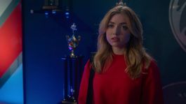 La quinta temporada de Cobra Kai llegó el viernes a Netflix.