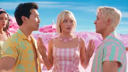 Que Ver | Margot Robbie junto a Simu Liu y Ryan Gosling