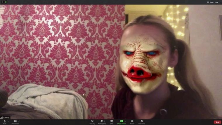 El miedo digital de la pandemia, una sesión por Zoom que terminó siendo la experiencia más aterradora del confinamiento. El miedo digital de la pandemia, una sesión por Zoom que terminó siendo la experiencia más aterradora del confinamiento.