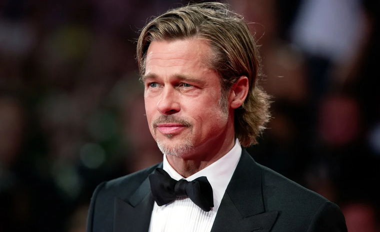 A sus 58 años, Brad Pitt es considerado uno de los hombres más bellos de la industria.