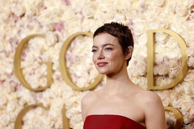 Emma Stone sorprendió con su radical cambio de look.