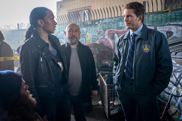 Con un presupuesto de 60 millones de dólares, el fin de semana de estreno de Sin piedad fue bastante auguroso, pese a las bajas cifras, con una recaudación de 22.8 millones a nivel global. Con un presupuesto de 60 millones de dólares, el fin de semana de estreno de Sin piedad fue bastante auguroso, pese a las bajas cifras, con una recaudación de 22.8 millones a nivel global.