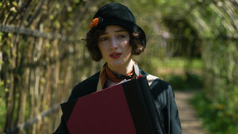 Phoebe Dynevor saltó a la fama gracias a Bridgerton.