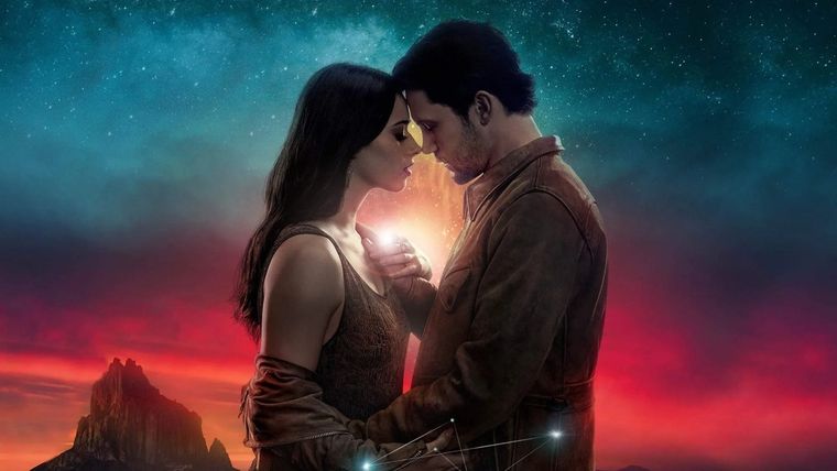 Además de otros temas, la serie se enfoca en el amor entre una humana y una alienígena