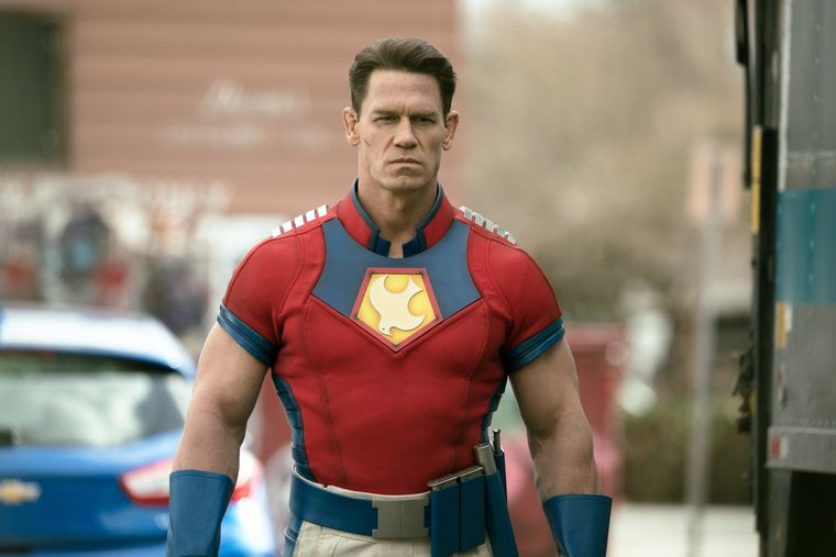 John Cena regresa como el antihéroe Chris Smith / Peacemaker. John Cena regresa como el antihéroe Chris Smith / Peacemaker.
