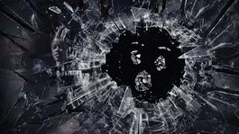 netflix trabaja en una nueva temporada de una de sus series de ciencia ficcion mas exitosas