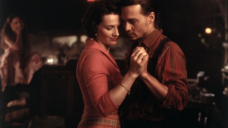 Juliette Binoche y Johnny Depp protagonizan este emotivo filme