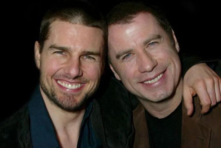 Se reavivan los rumores de romance secreto entre Tom Cruise y John Travolta.