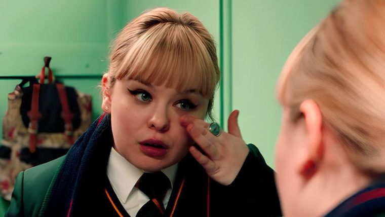 Nicola Coughlan es una de las protagonistas de la exitosa serie irlandesa, Derry Girls.