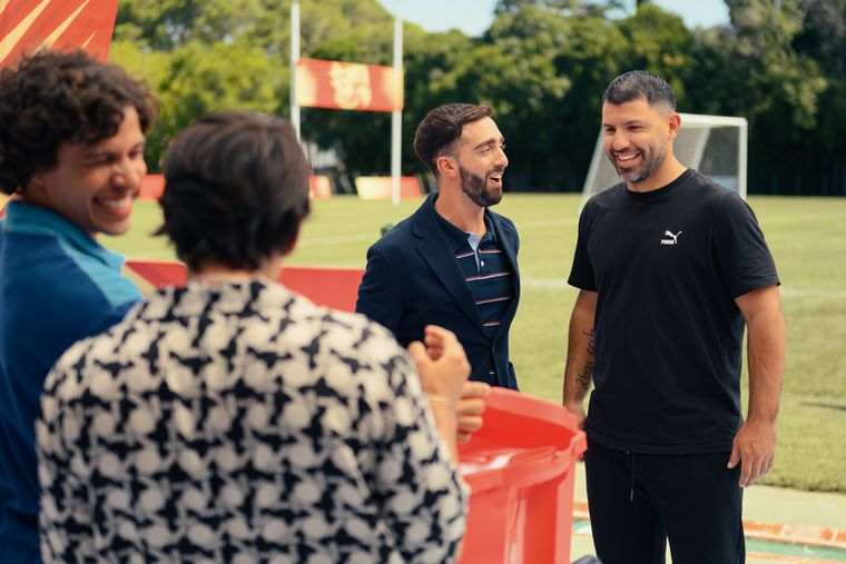El ex futbolista argentino Sergio “Kun” Agüero participa en la serie con un cameo que podría cambiar el curso de la historia. El ex futbolista argentino Sergio “Kun” Agüero participa en la serie con un cameo que podría cambiar el curso de la historia.