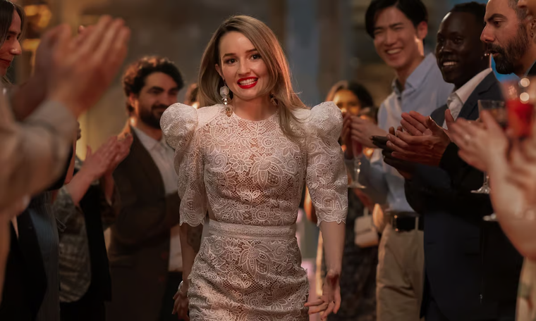 Kaitlyn Dever protagoniza Vinagre de manzana.