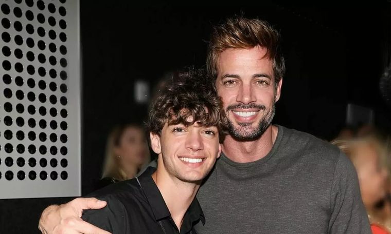 William Levy junto a su hijo