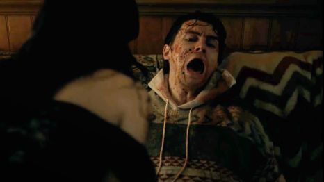 La película de terror que obsesiona al mundo entero. La película de terror que obsesiona al mundo entero.