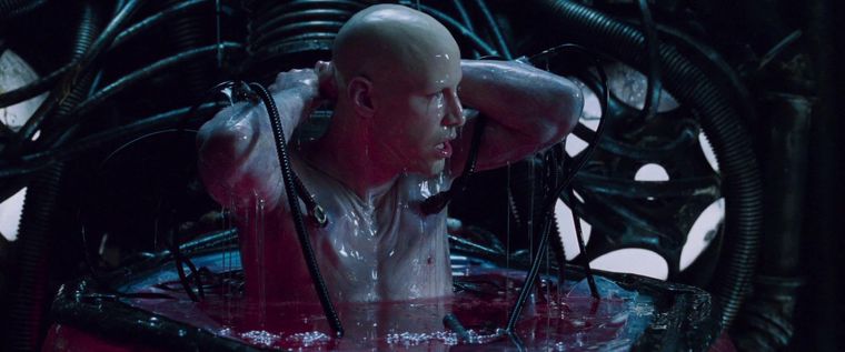 Neo conociendo cómo es la verdadera realidad. Neo conociendo cómo es la verdadera realidad.