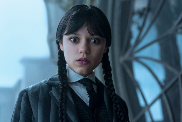 Jenna Ortega interpreta a Merlina Addams en la serie.&nbsp;