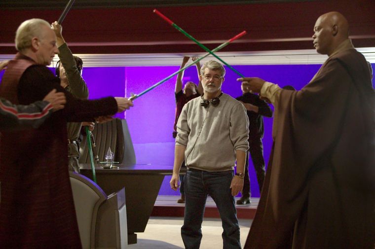 George Lucas ante Mace Windu y el Darth Sidious.