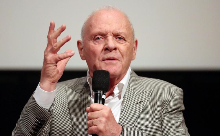 Anthony Hopkins sorprendió a todos bailando un ritmo latinoamericano a sus 83 años
