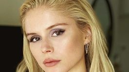 erin moriarty, la estrella de the boys, lucio un vestido transparente que dio que hablar