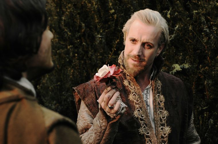 Rhys Ifans protagoniza la película estrenada en 2011.&nbsp;