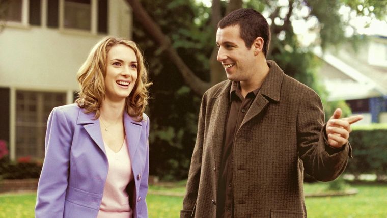 Winona Ryder y Adam Sandler te sorprenderán en esta comedia que añade toques de romance Winona Ryder y Adam Sandler te sorprenderán en esta comedia que añade toques de romance