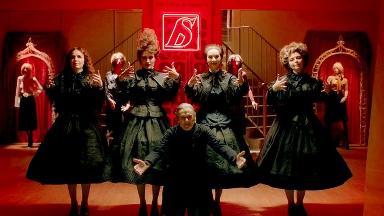 In Fabric, la aclamada película de Peter Strickland. In Fabric, la aclamada película de Peter Strickland.