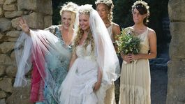 Tres comedias románticas dosmileras con temática de boda que puedes ver en el streaming