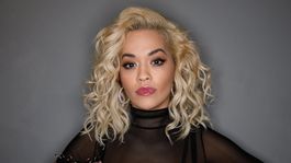 rita ora se vistio para hacer deportes pero termino bajandose el pantalon rita ora se vistio para hacer deportes pero termino bajandose el pantalon