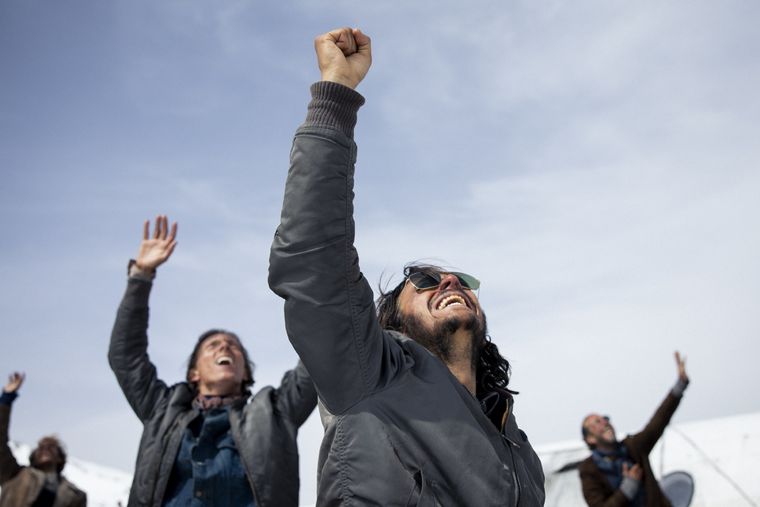 El nuevo proyecto de los actores de La Sociedad de la Nieve que se volvió viral
