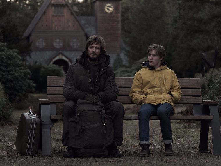 Dark fue una de las series más exitosas de Netflix y una de las más elogiadas del género de ciencia ficción Dark fue una de las series más exitosas de Netflix y una de las más elogiadas del género de ciencia ficción