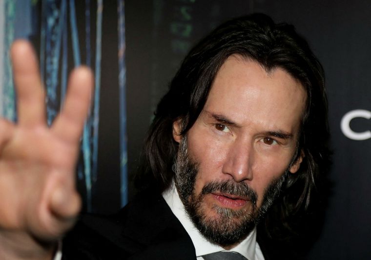 Keanu ahora es la noche