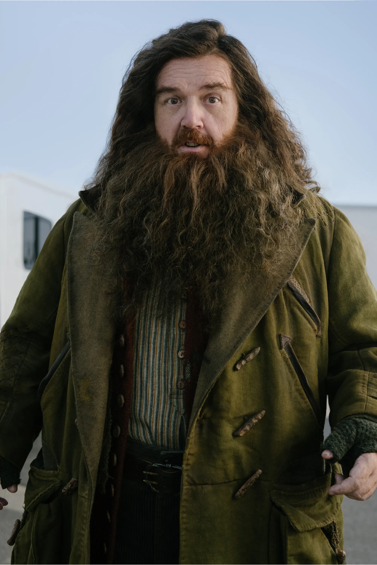 Nick Frost como Rubeus Hagrid en la nueva serie de Harry Potter. Nick Frost como Rubeus Hagrid en la nueva serie de Harry Potter.