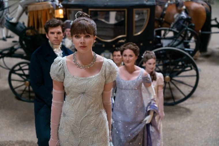 Bridgerton siempre incluye versiones orquestales de canciones populares