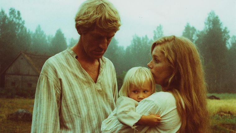  Max von Sydow, Liv Ullmann y Eddie Axberg protagonizan Los emigrantes. Max von Sydow, Liv Ullmann y Eddie Axberg protagonizan Los emigrantes.