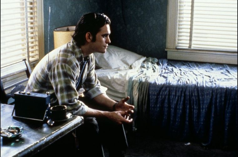 Matt Dillom ofrece una de las mejores actuaciones de su carrera en Drugstore Cowboy