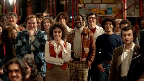 La película está protagonizada por Gabriel LaBelle, Cooper Hoffman, Rachel Sennott, Ella Hunt, Emily Fairn, Dylan OBrien, Cory Michael Smith y más.