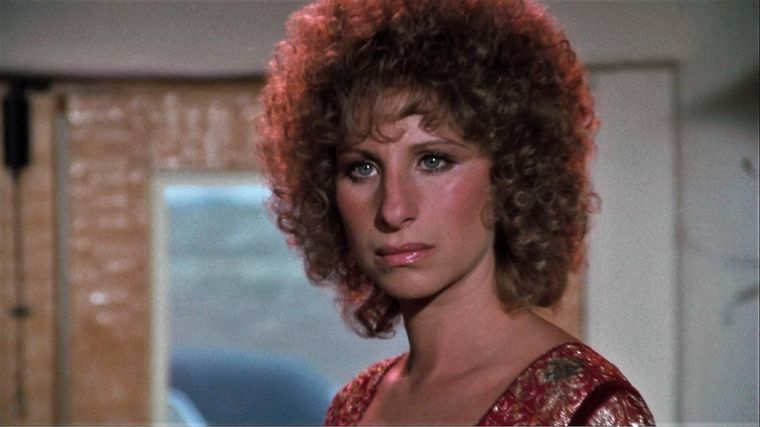 Barbra Streisand como Esther Hoffman