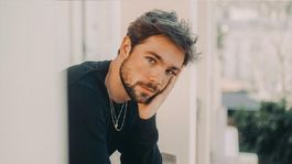 Carlos Cuevas nació el 27 de diciembre de 1995 en Moncada y Reixach, España.