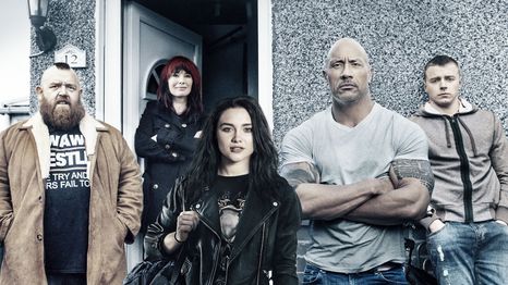 La divertida comedia familiar basada en hechos reales que lideran Florence Pugh y Dwayne Johnson