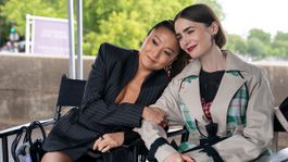 Emily in Paris está en plena grabación de su sexta temporada. Emily in Paris está en plena grabación de su sexta temporada.
