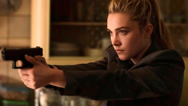 Florence Pugh interpreta a Yelena Belova