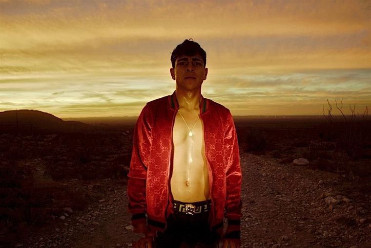 En el camino es la película ganadora del premio máximo a Mejor Película en la sección Orizzonti y del Queer Lion.&nbsp;