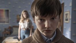 la maldicion de bly manor llego a netflix y esto dicen dicen las criticas