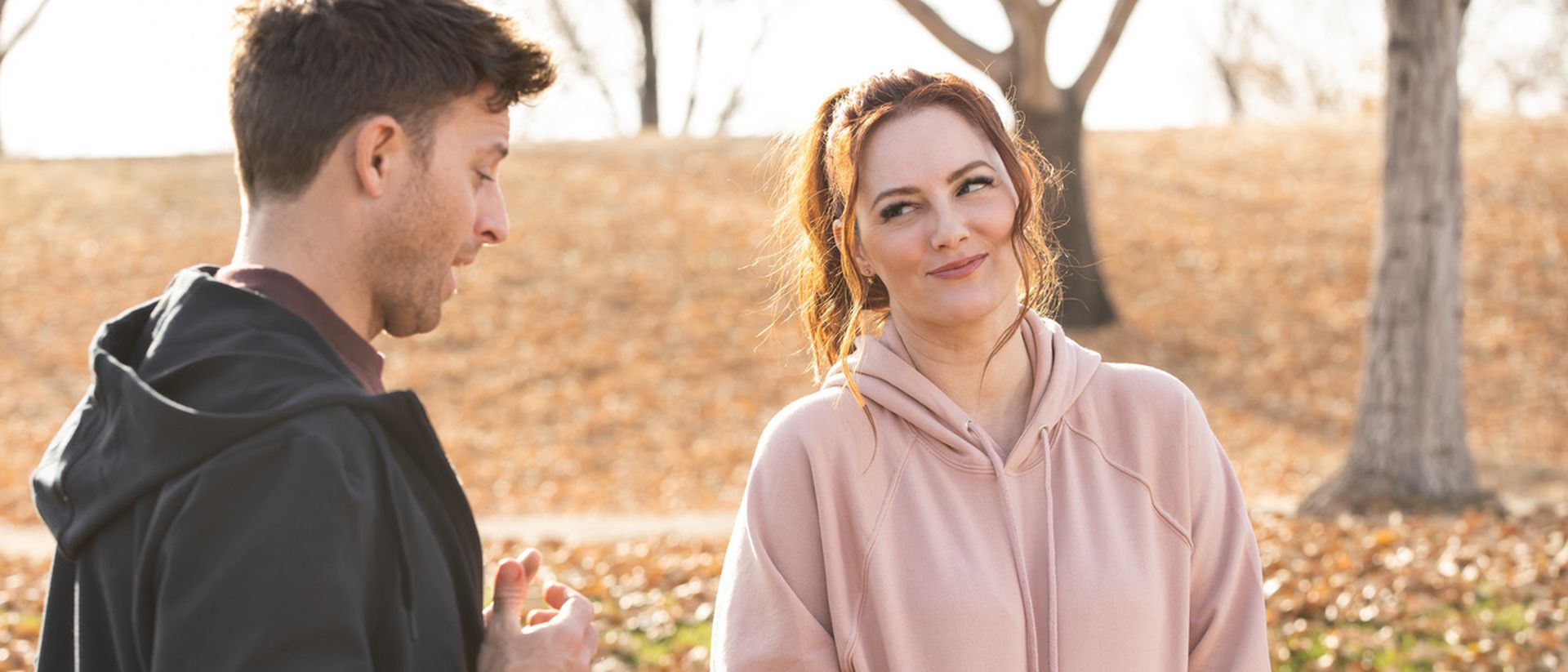 La comedia romántica estilo Hallmark que te atrapará con su historia
