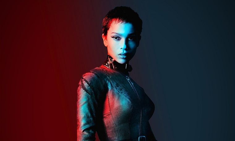 Zoe demuestra que será una gran Catwoman.