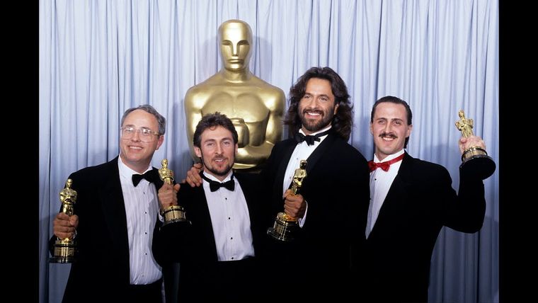 En 1991, el equipo de efectos visuales de 'El vengador del futuro', se llevaron el penúltimo premio a logro especial de la Academia En 1991, el equipo de efectos visuales de 'El vengador del futuro', se llevaron el penúltimo premio a logro especial de la Academia