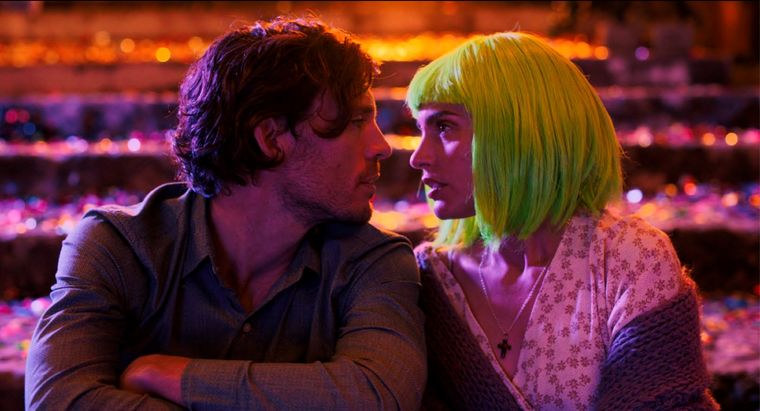 La película, sin sorprender, permite pasar un buen rato