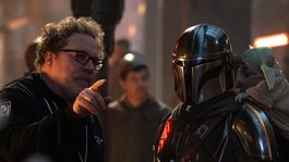 Jon Favreau dirigió The Mandalorian and Grogu. Jon Favreau dirigió The Mandalorian and Grogu.