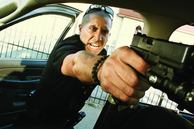 Un thriller policial intenso y realista que se convirtió en un clásico moderno del género. Un thriller policial intenso y realista que se convirtió en un clásico moderno del género.