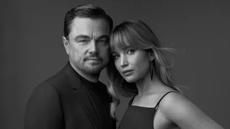 Leonado DiCaprio y Jennifer Lawrence protagonizan lo nuevo de Scorsese.